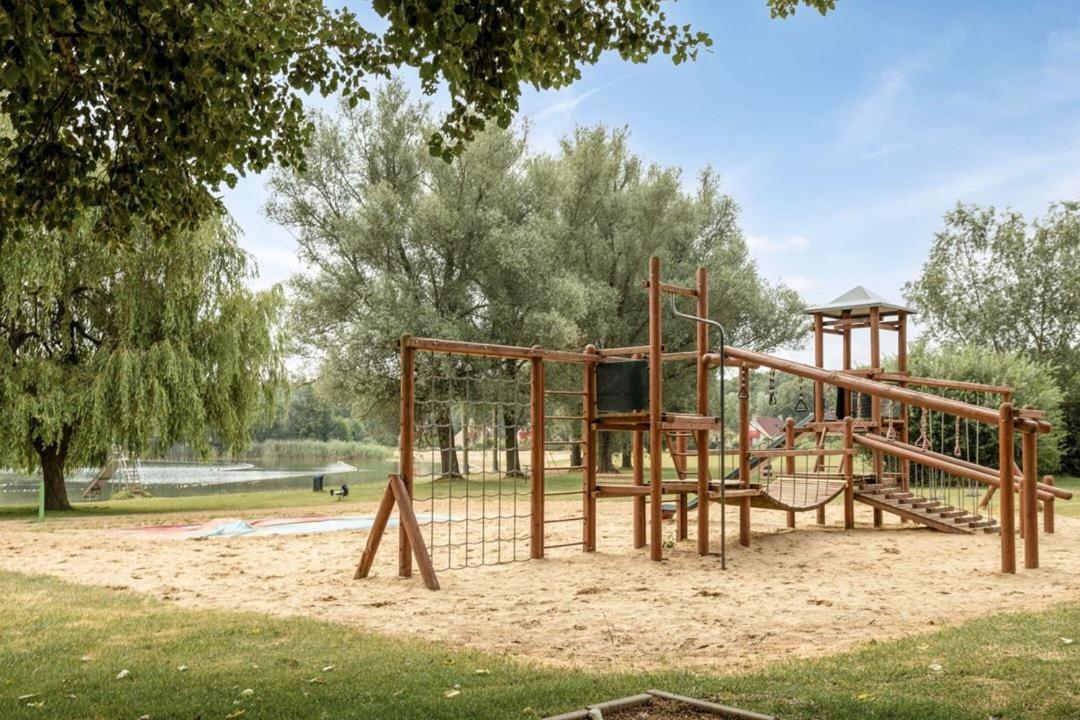 Recreatiewoning Maas En Waal 92 Villa Ewijk Exterior photo